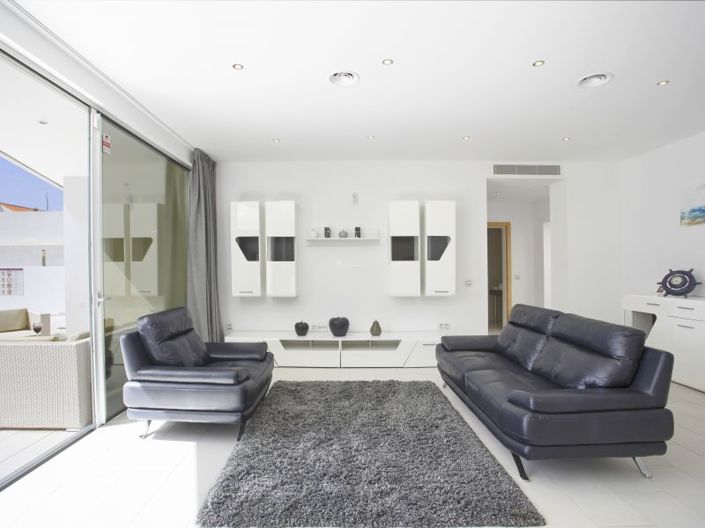 Image No.9-5 Bed Villa for sale