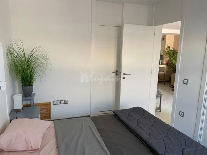 Image No.20-3 Bed Apartment for sale