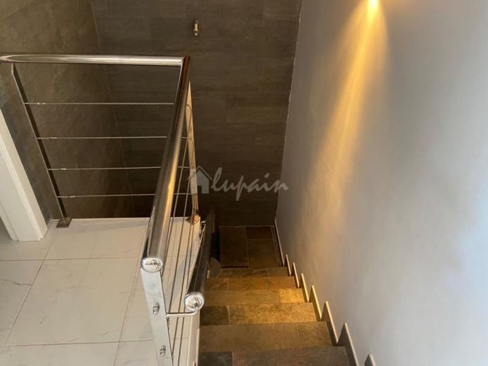 Image No.24-3 Bed Apartment for sale