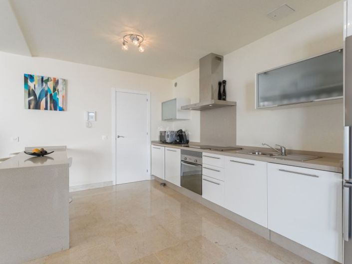 Image No.25-2 Bed Apartment for sale