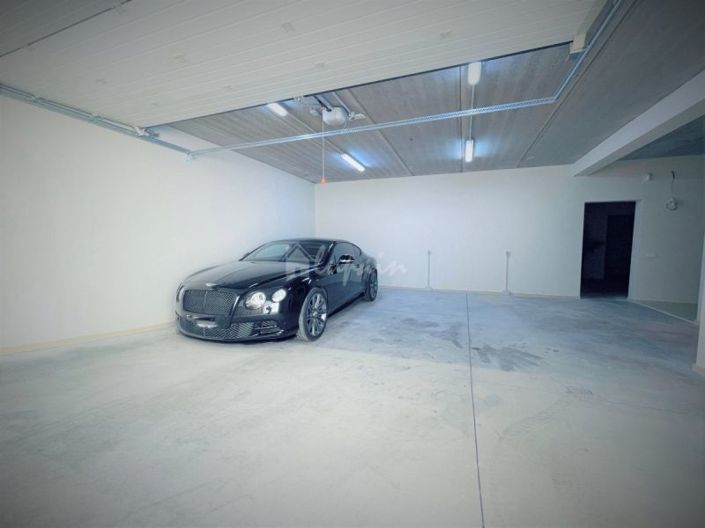 Image No.23-3 Bed Villa for sale