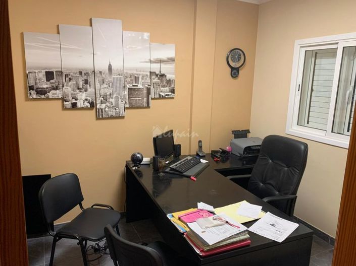 Image No.22-Maison de campagne de 7 chambres à vendre à El Roque