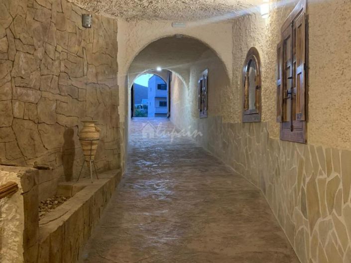 Image No.32-Maison de campagne de 7 chambres à vendre à El Roque