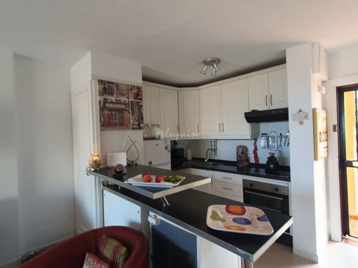 Image No.10-2 Bed Apartment for sale