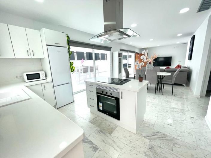 Image No.16-3 Bed Villa for sale