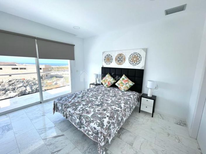 Image No.20-3 Bed Villa for sale