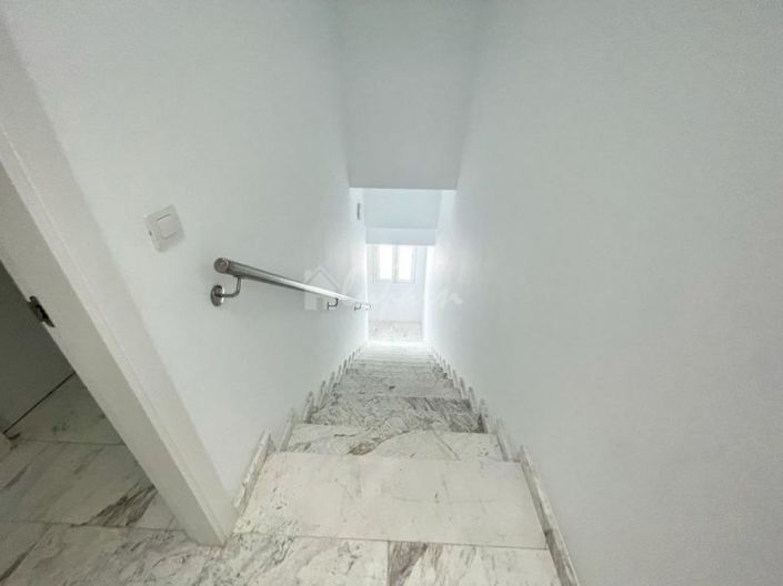 Image No.53-3 Bed Villa for sale