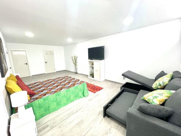 Image No.60-3 Bed Villa for sale