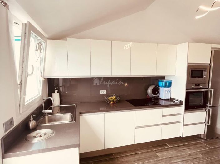 Image No.12-2 Bed Apartment for sale