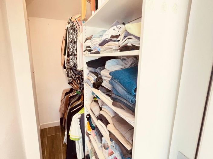 Image No.20-2 Bed Apartment for sale