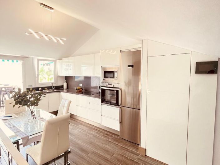 Image No.9-2 Bed Apartment for sale