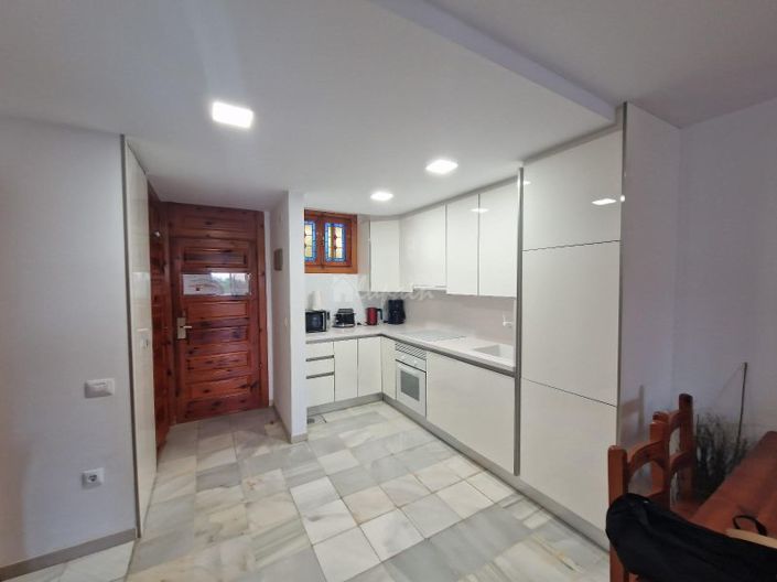 Image No.10-2 Bed Apartment for sale