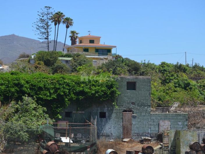 Image No.2-4 Bed Villa for sale