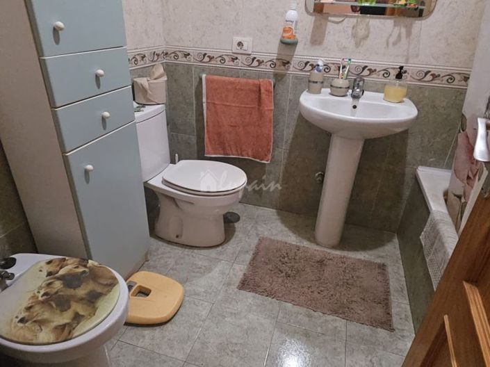 Image No.11-3 Bed Apartment for sale