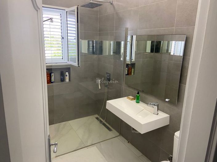 Image No.20-6 Bed Villa for sale