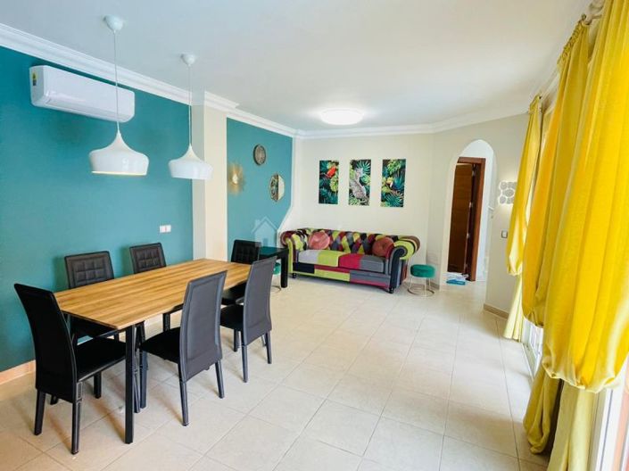 Image No.9-Villa de 4 chambres à vendre à Los Cristianos