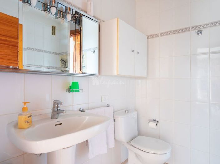 Image No.12-3 Bed Apartment for sale