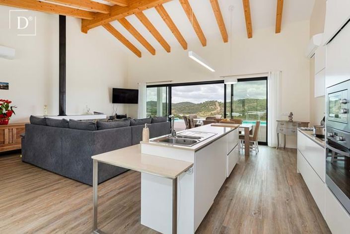 Image No.4-6 Bed Villa for sale