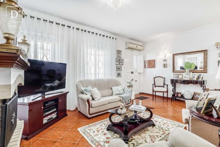 Image No.5-3 Bed Villa for sale