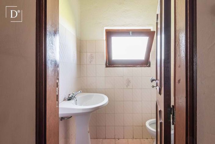 Image No.16-2 Bed Villa for sale