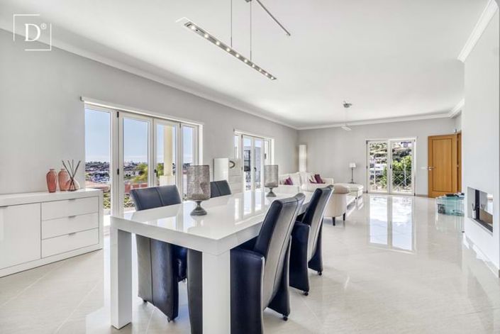 Image No.3-Villa de 4 chambres à vendre à Albufeira