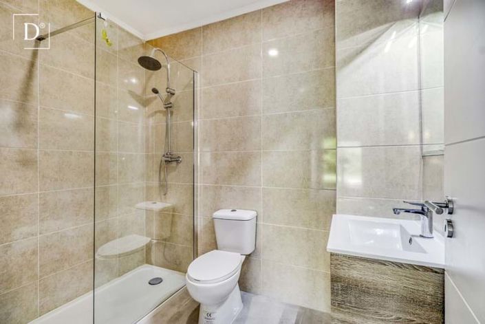 Image No.11-3 Bed Villa for sale