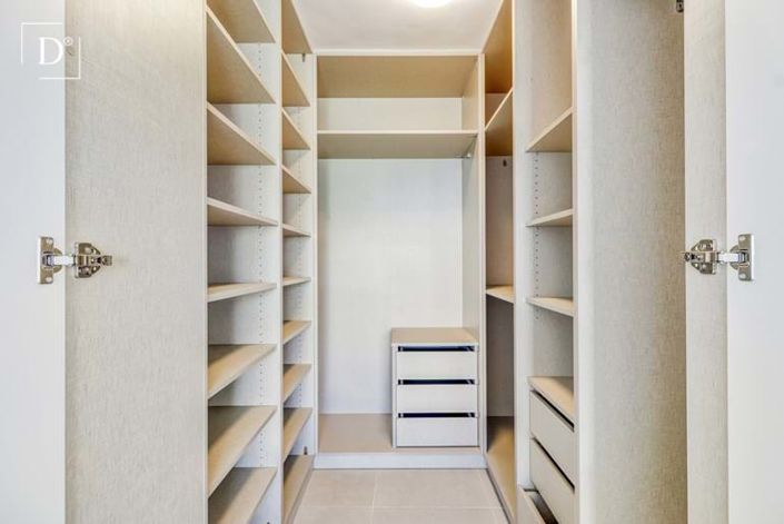 Image No.13-3 Bed Villa for sale