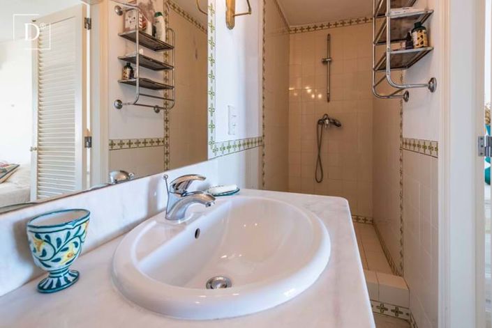 Image No.33-4 Bed Villa for sale