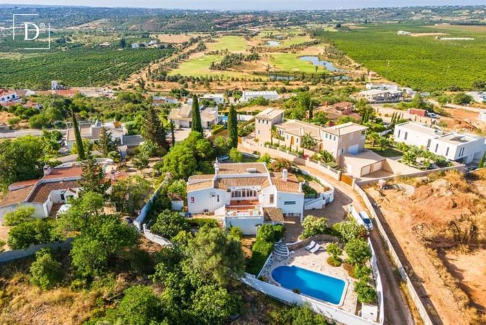 Image No.34-4 Bed Villa for sale