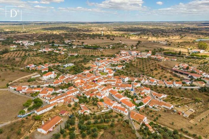 Image No.5-2 Bed Villa for sale