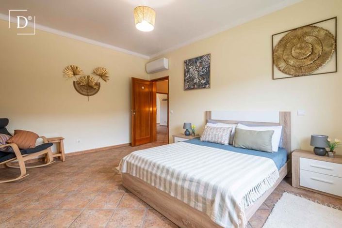 Image No.12-4 Bed Villa for sale