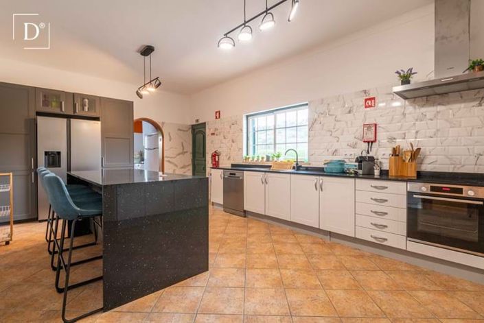 Image No.2-4 Bed Villa for sale