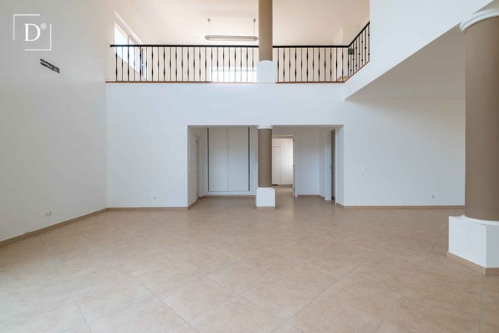 Image No.5-4 Bed Villa for sale