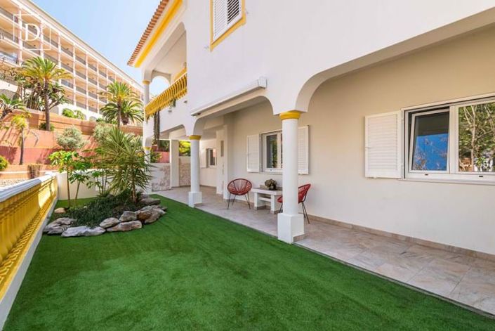 Image No.20-3 Bed Apartment for sale