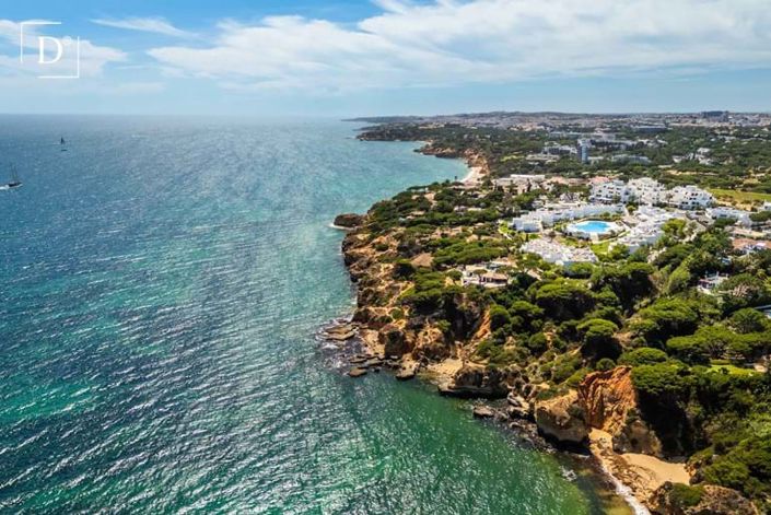 Image No.28-3 Bed Apartment for sale