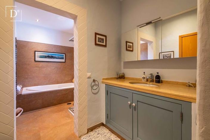 Image No.12-3 Bed Villa for sale