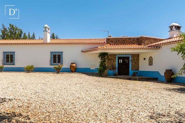 Image No.36-3 Bed Villa for sale