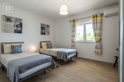 1-12205-a6143ebb3cb0547d86cbab874af8e5c603a53