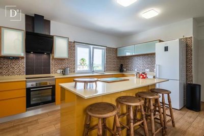 1-12205-a6143ebb3cb0547d86cbab874af8e5c603a53