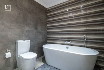 1-11893-a6143ebb3cb0547d86cbab874af8e5c603a53