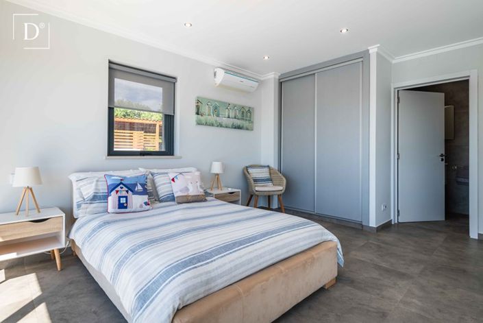 Image No.13-4 Bed Villa for sale