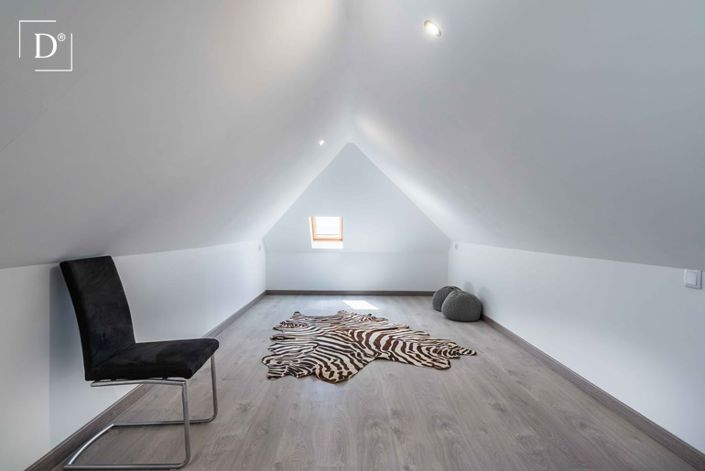 Image No.29-4 Bed Villa for sale