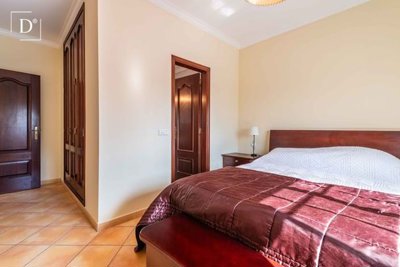 1-12258-a6143ebb3cb0547d86cbab874af8e5c603a53