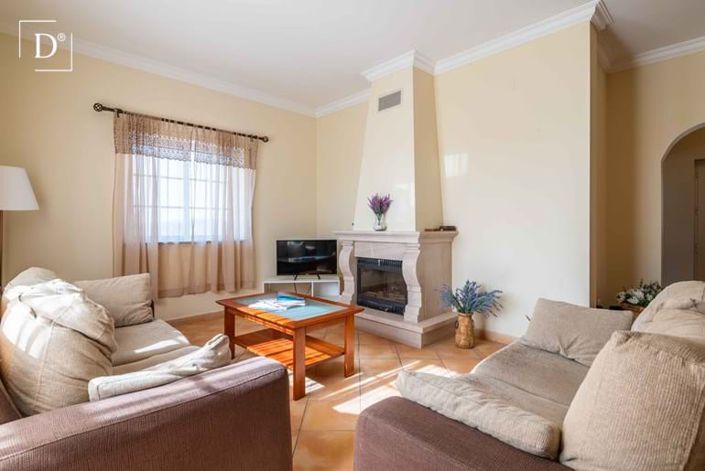 Image No.2-3 Bed Villa for sale