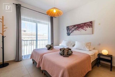 1-12225-a6143ebb3cb0547d86cbab874af8e5c603a53