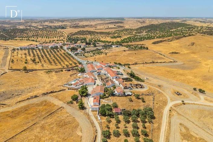 Image No.12-3 Bed Villa for sale