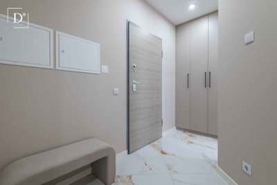 1-11942-a6143ebb3cb0547d86cbab874af8e5c603a53