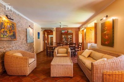 1-12332-a6143ebb3cb0547d86cbab874af8e5c603a53