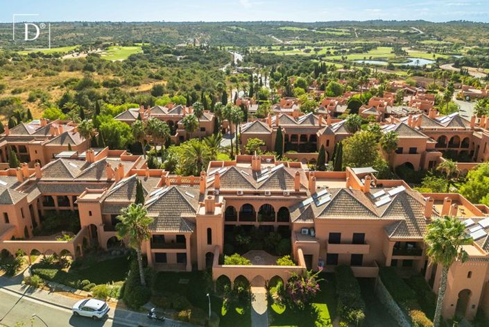 Image No.29-3 Bed Apartment for sale