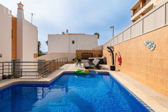 Image No.30-4 Bed Villa for sale